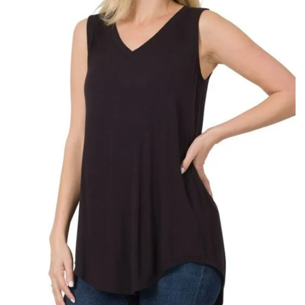 Sleeveless soft basics stretchy curved hem relaxed v-neck top